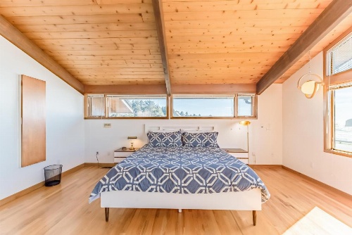 Crown of the Coast image 12