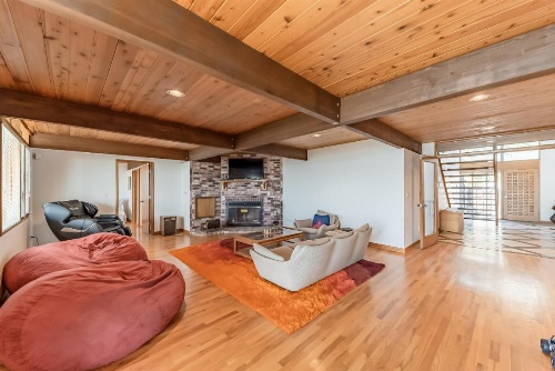 Crown of the Coast image 24