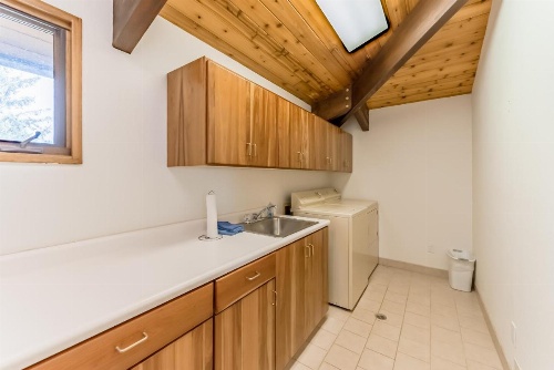 Crown of the Coast image 38