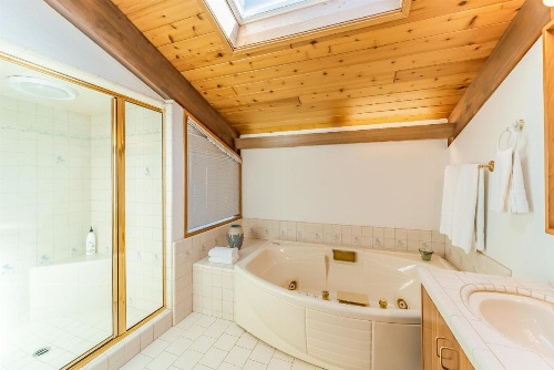 Crown of the Coast image 44